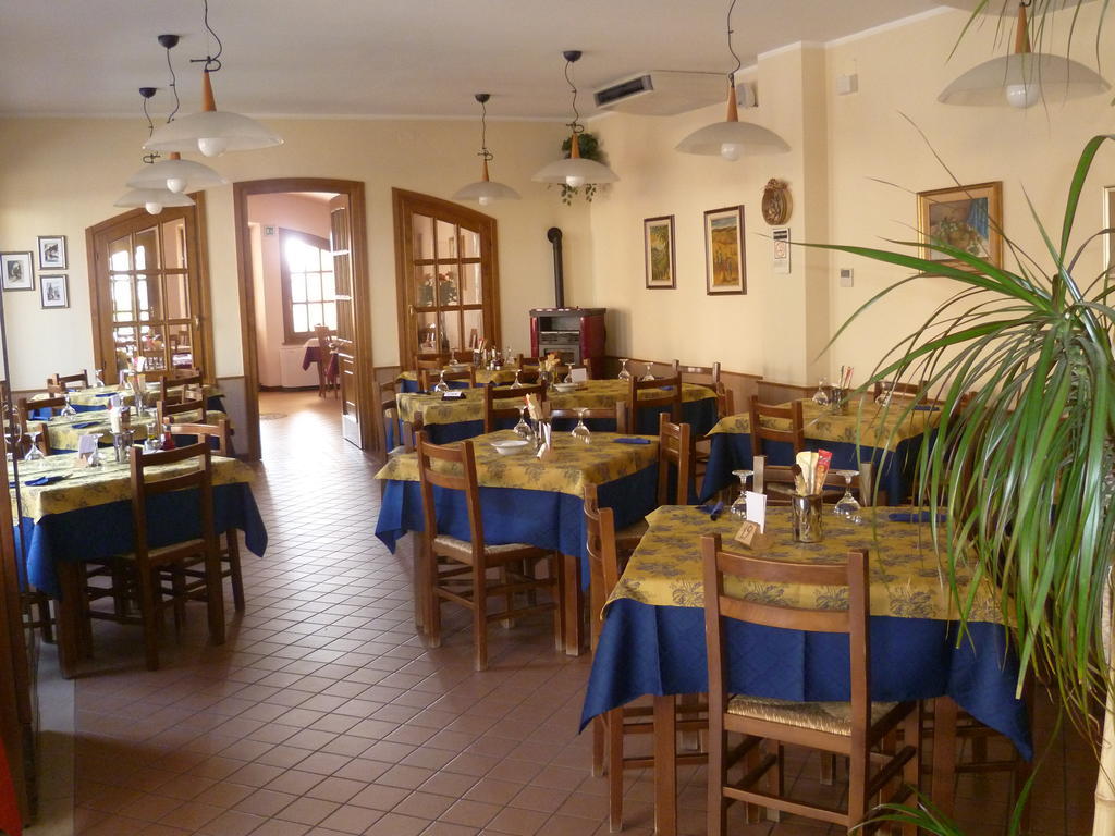 Hotel Da Si-Si Gemona del Friuli Eksteriør bilde